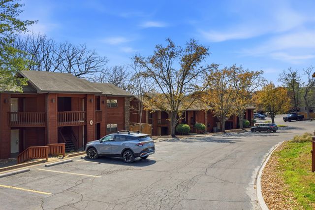 242 Stillwater Trail 103, Branson, MO 65616