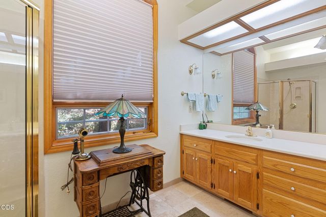 543 Serenity Lane, Grants Pass, OR 97526