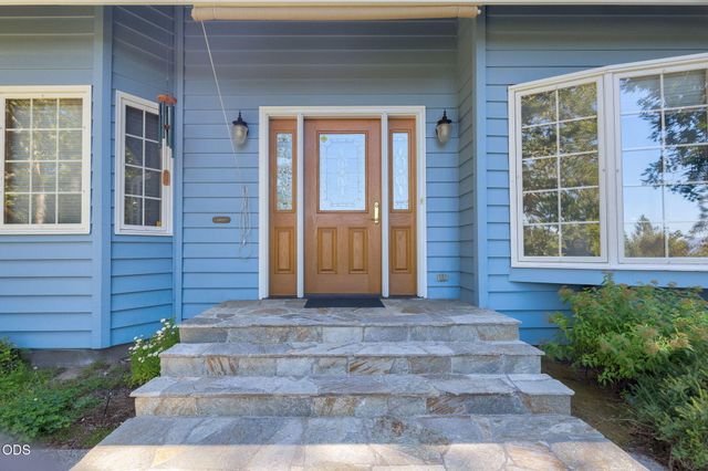 543 Serenity Lane, Grants Pass, OR 97526