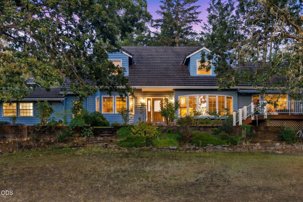 543 Serenity Lane, Grants Pass, OR 97526