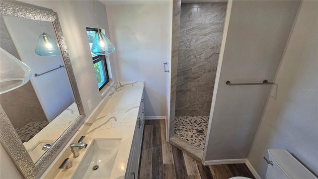 3317 PINE VALLEY DRIVE, Sarasota, FL 34239