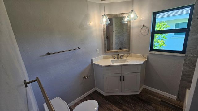 3317 PINE VALLEY DRIVE, Sarasota, FL 34239