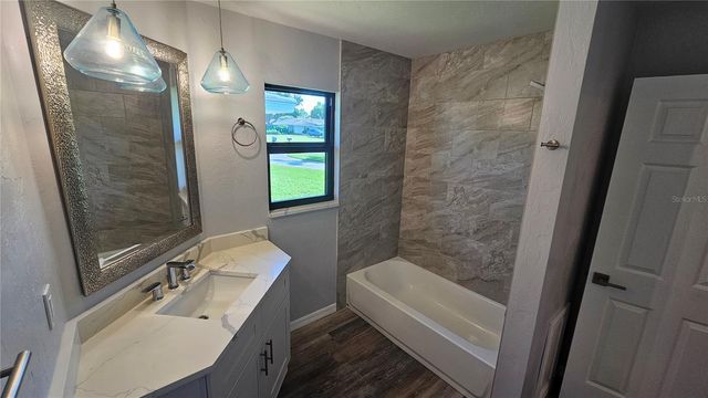 3317 PINE VALLEY DRIVE, Sarasota, FL 34239