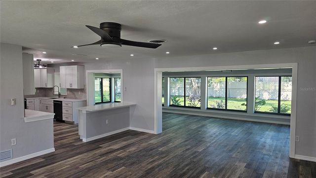 3317 PINE VALLEY DRIVE, Sarasota, FL 34239