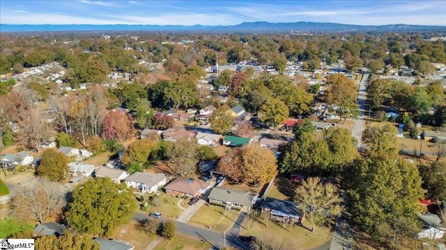 29 Lynhurst Drive, Greenville, SC 29611