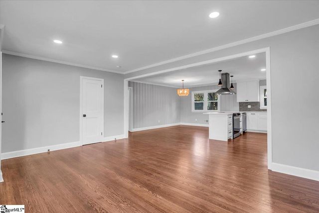 29 Lynhurst Drive, Greenville, SC 29611