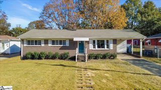 29 Lynhurst Drive, Greenville, SC 29611