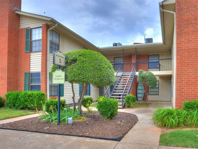 4400 Hemingway Drive 219, Oklahoma City, OK 73118