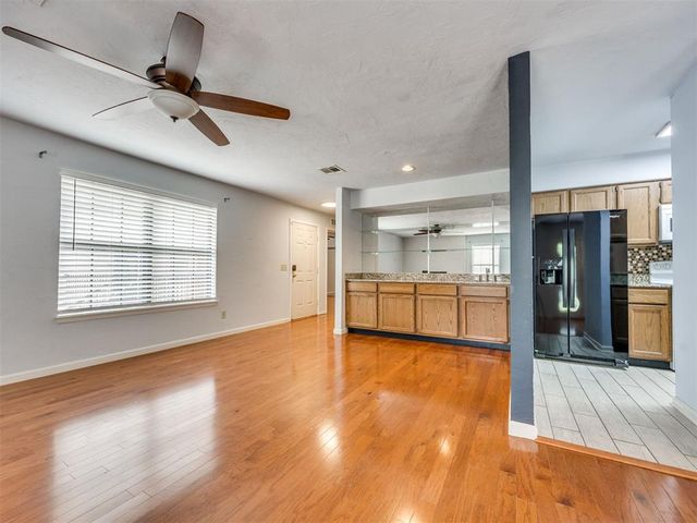 4400 Hemingway Drive 219, Oklahoma City, OK 73118