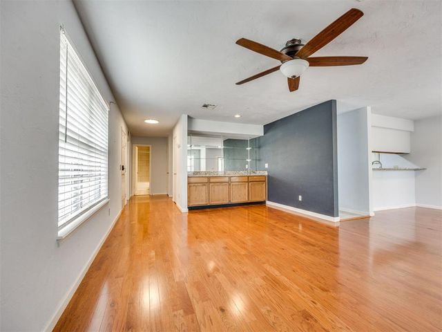 4400 Hemingway Drive 219, Oklahoma City, OK 73118