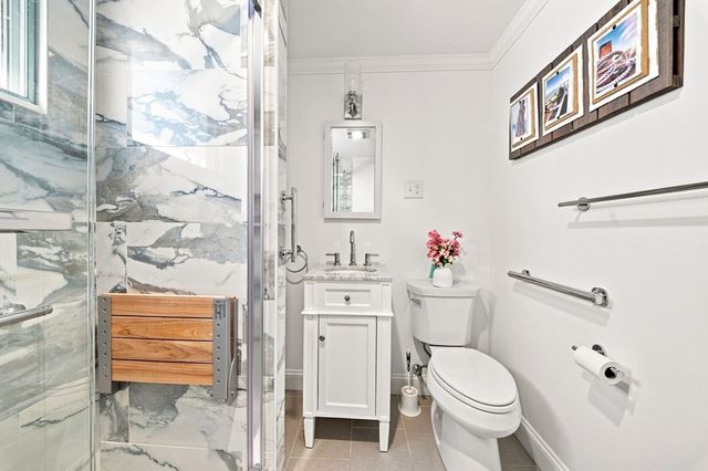 87 Edwin St, Quincy, MA 02171
