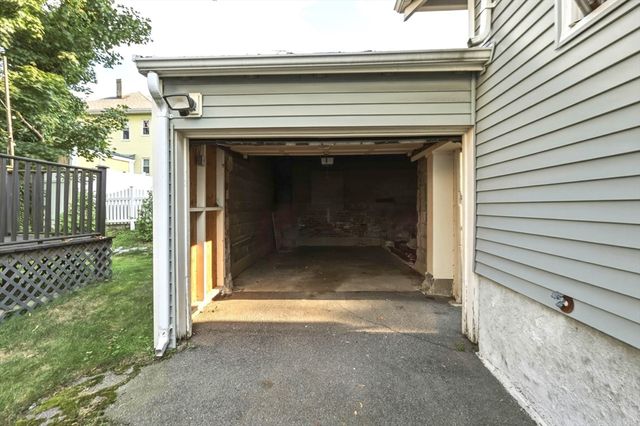 87 Edwin St, Quincy, MA 02171