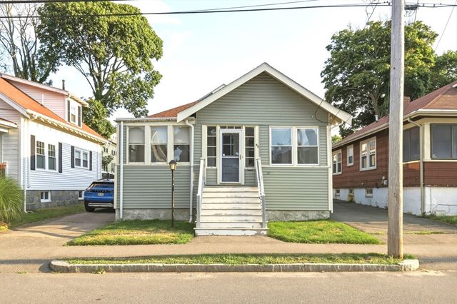 87 Edwin St, Quincy, MA 02171