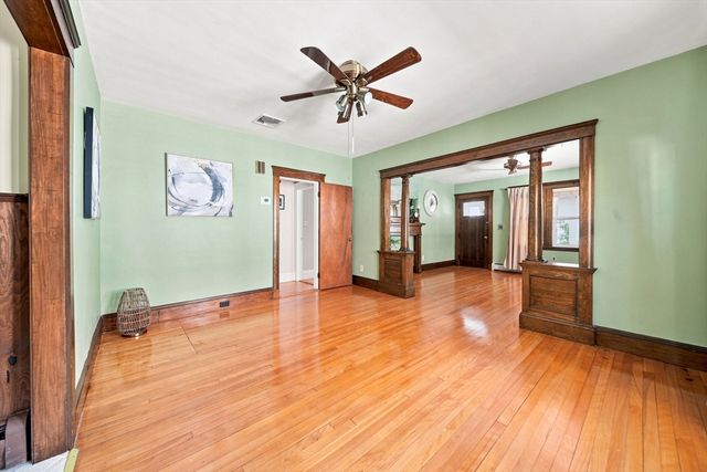 87 Edwin St, Quincy, MA 02171