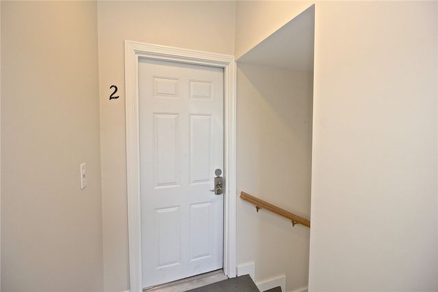 668 Thames Street 2, Newport, RI 02840