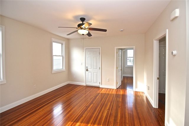 668 Thames Street 2, Newport, RI 02840