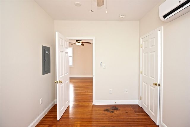 668 Thames Street 2, Newport, RI 02840