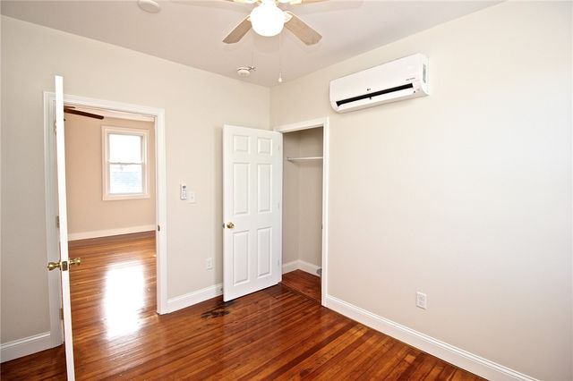 668 Thames Street 2, Newport, RI 02840