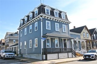 668 Thames Street 2, Newport, RI 02840