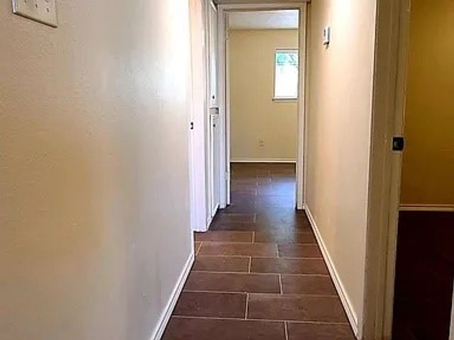 436 SW Thomas Street A, Burleson, TX 76028