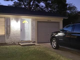 436 SW Thomas Street A, Burleson, TX 76028