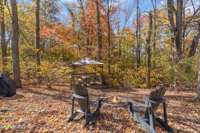 724 Monmouth Road 40, Cream Ridge, NJ 08514