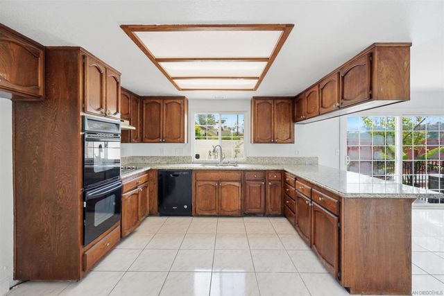 1839 Galveston St, San Diego, CA 92110