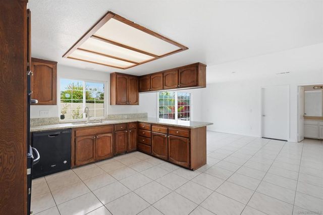 1839 Galveston St, San Diego, CA 92110