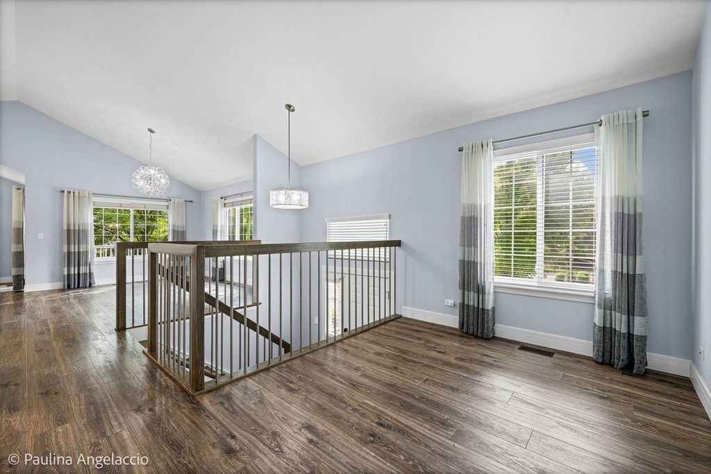 180 Lucerne Court, Wheeling, IL 60090 — photo 3