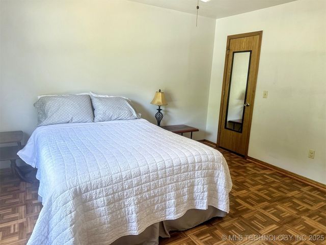 3293 W Southern Avenue, Hulbert, OK 74441