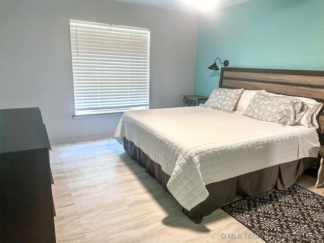 3293 W Southern Avenue, Hulbert, OK 74441