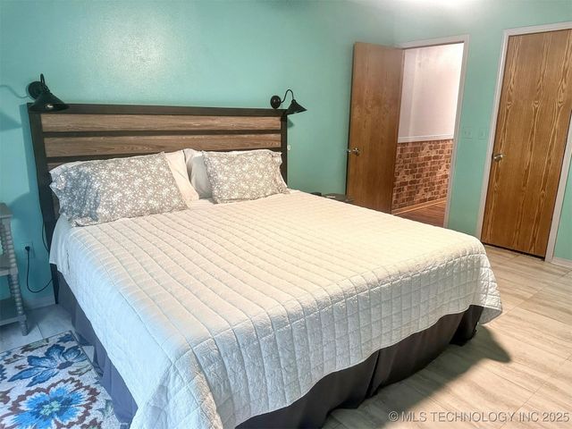 3293 W Southern Avenue, Hulbert, OK 74441