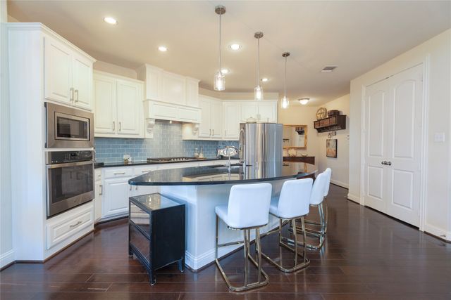 8320 Lindsay Gardens, The Colony, TX 75056