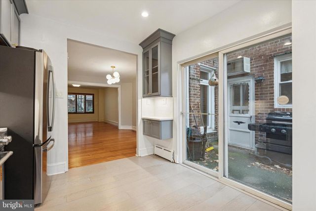 863 N WOODSTOCK ST, Philadelphia, PA 19130