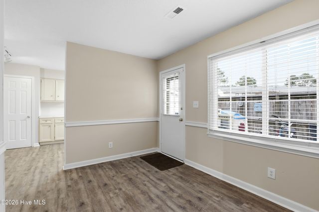 32 Scott Street, Greenville, NC 27858