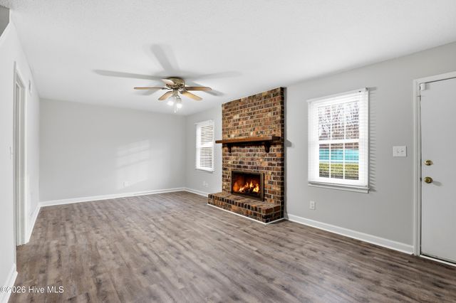 32 Scott Street, Greenville, NC 27858