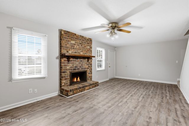 32 Scott Street, Greenville, NC 27858