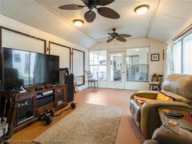 580 Summer Hill Drive, Lake Placid, FL 33852