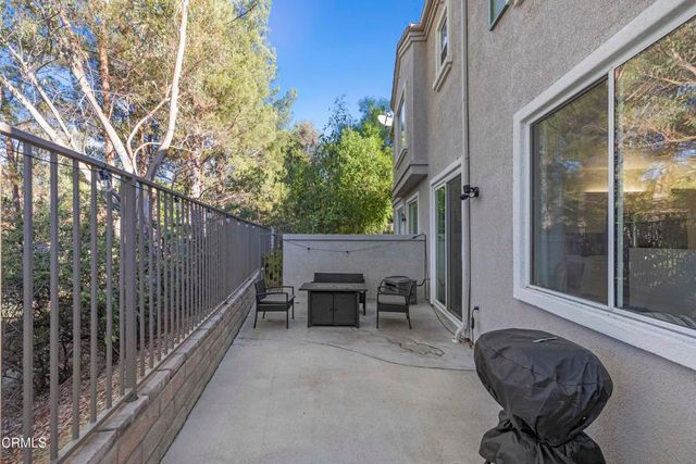 26951 Hillsborough Parkway 47, Valencia, CA 91354