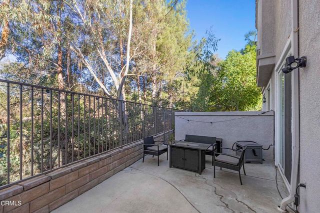 26951 Hillsborough Parkway 47, Valencia, CA 91354