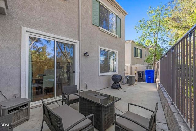 26951 Hillsborough Parkway 47, Valencia, CA 91354