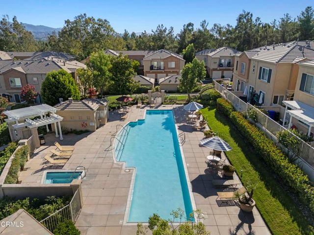 26951 Hillsborough Parkway 47, Valencia, CA 91354