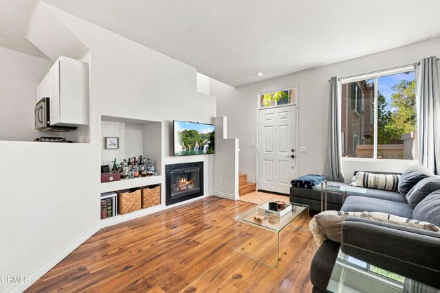 26951 Hillsborough Parkway 47, Valencia, CA 91354