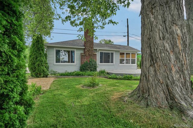 4901 Pointe Tremble Road, Algonac, MI 48001