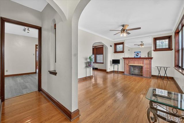 5622 Pernod Avenue, St Louis, MO 63139