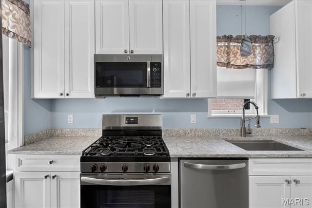 5622 Pernod Avenue, St Louis, MO 63139