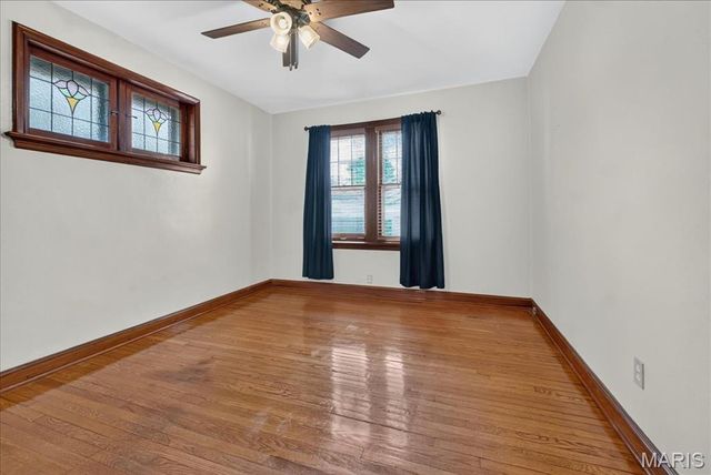5622 Pernod Avenue, St Louis, MO 63139