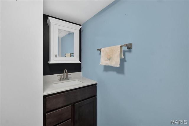 5622 Pernod Avenue, St Louis, MO 63139