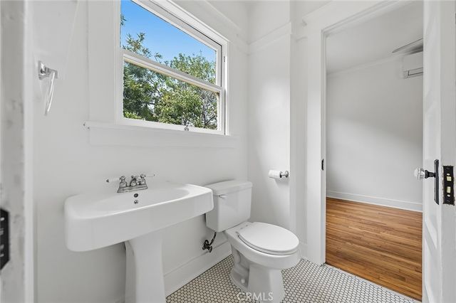 3322 Hamilton Way, Los Angeles, CA 90026