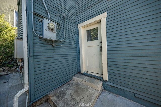 3322 Hamilton Way, Los Angeles, CA 90026